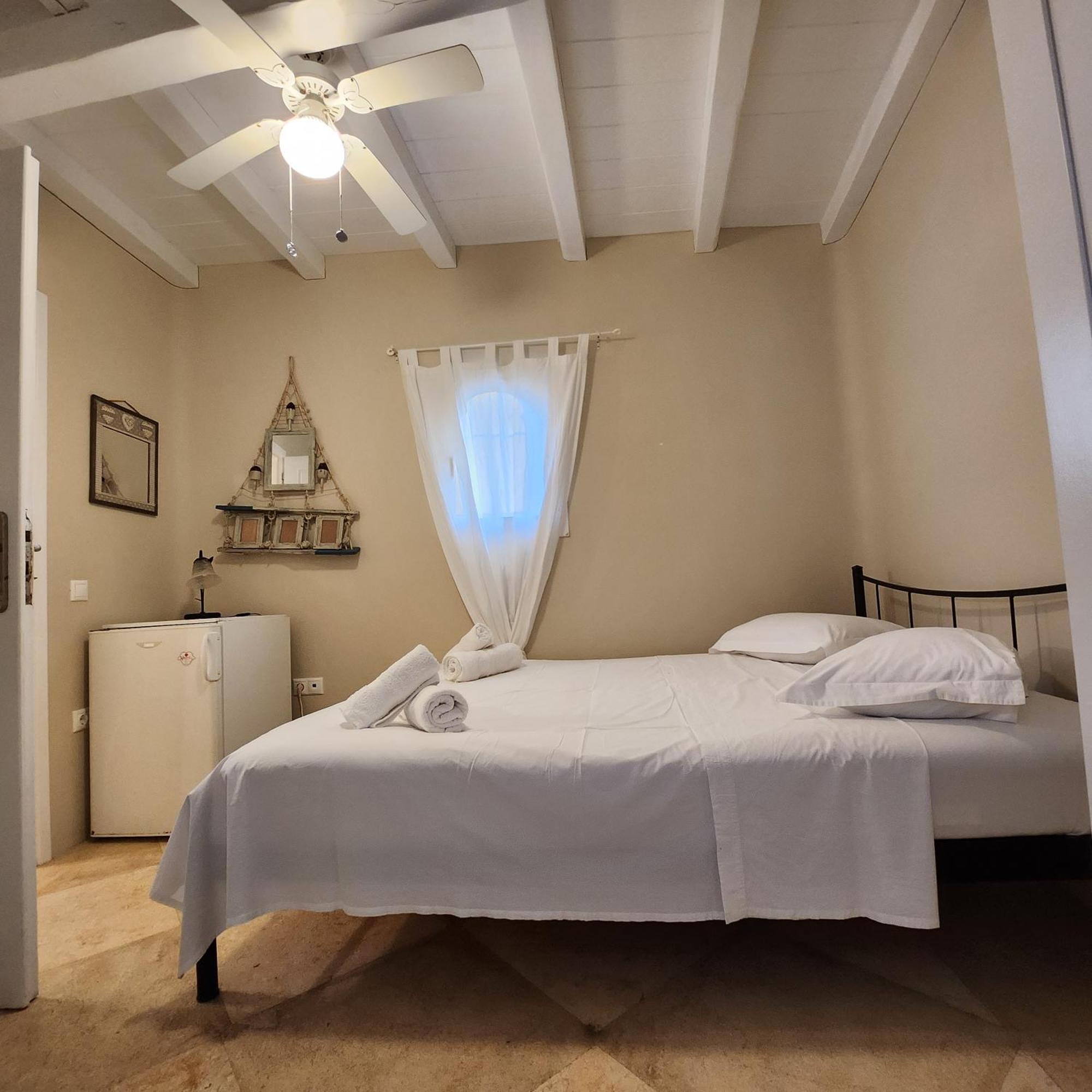Mykonian Iros Suites & Villas Mykonos Town Luaran gambar